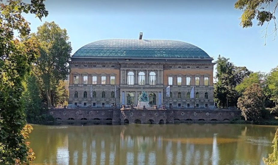 Kunstsammlung Müzesi