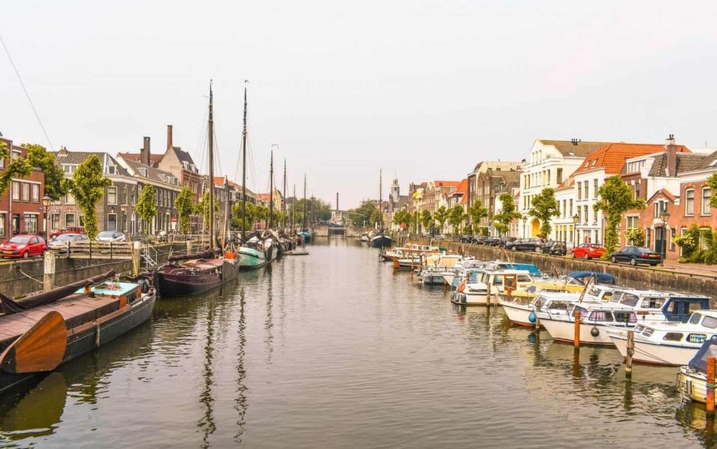 rotterdam nerede kalınır